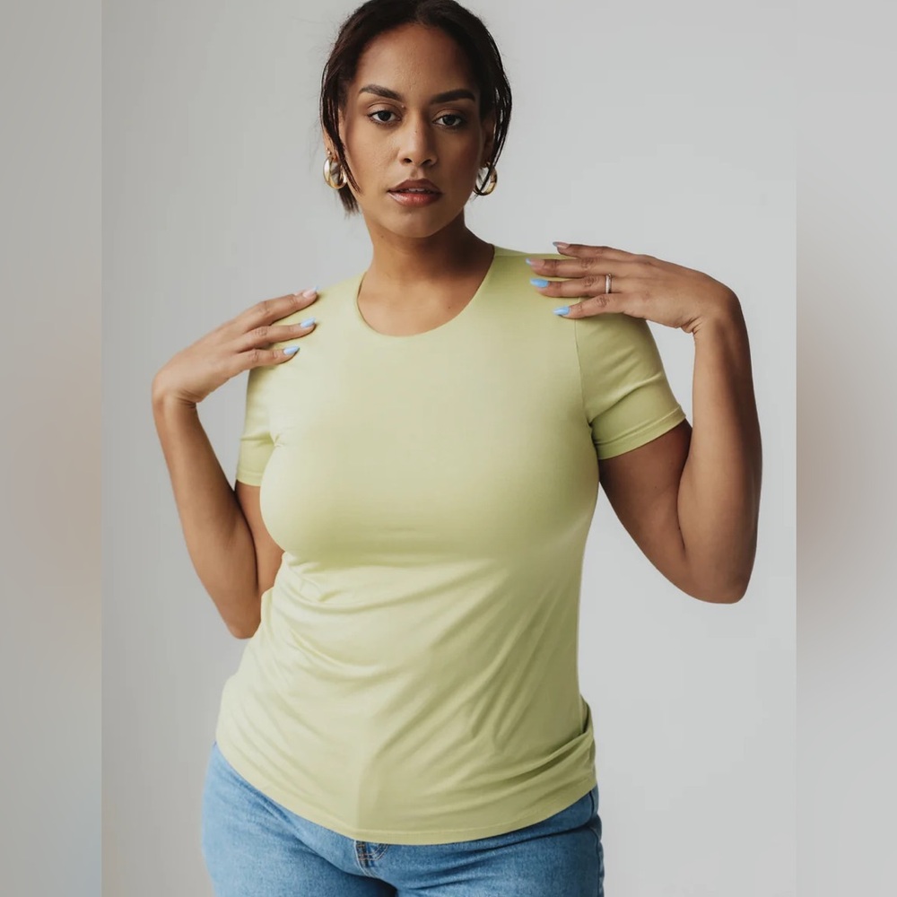 Klassy Network Full Length T-shirt Brami